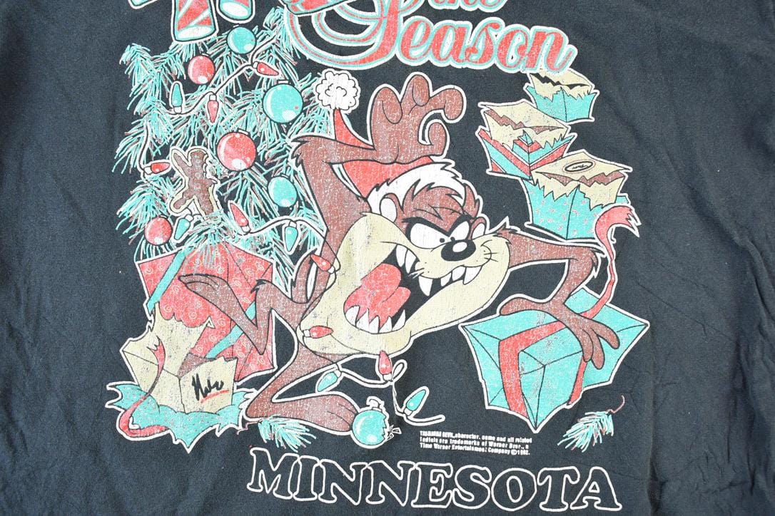 Vintage 1990s Minnesota Taz Christmas Souvenir Single Stitch Graphic Print T-Shirt Men's Large from propervintagecanada