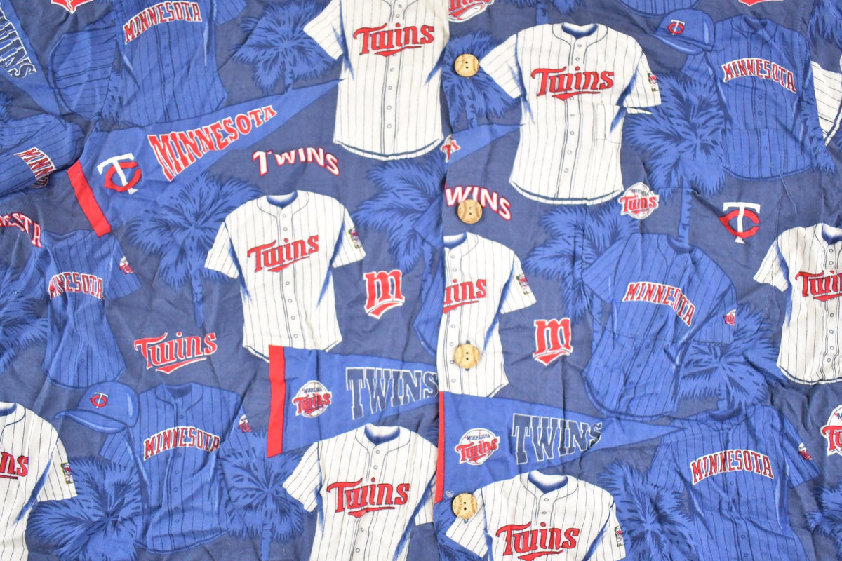 Vintage 1990s Minnesota Twins MLB Button Up Shirt Men's XL from propervintagecanada