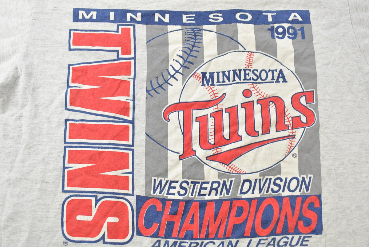 Vintage 1990s Minnesota Twins MLB T-Shirt Men's Large from propervintagecanada