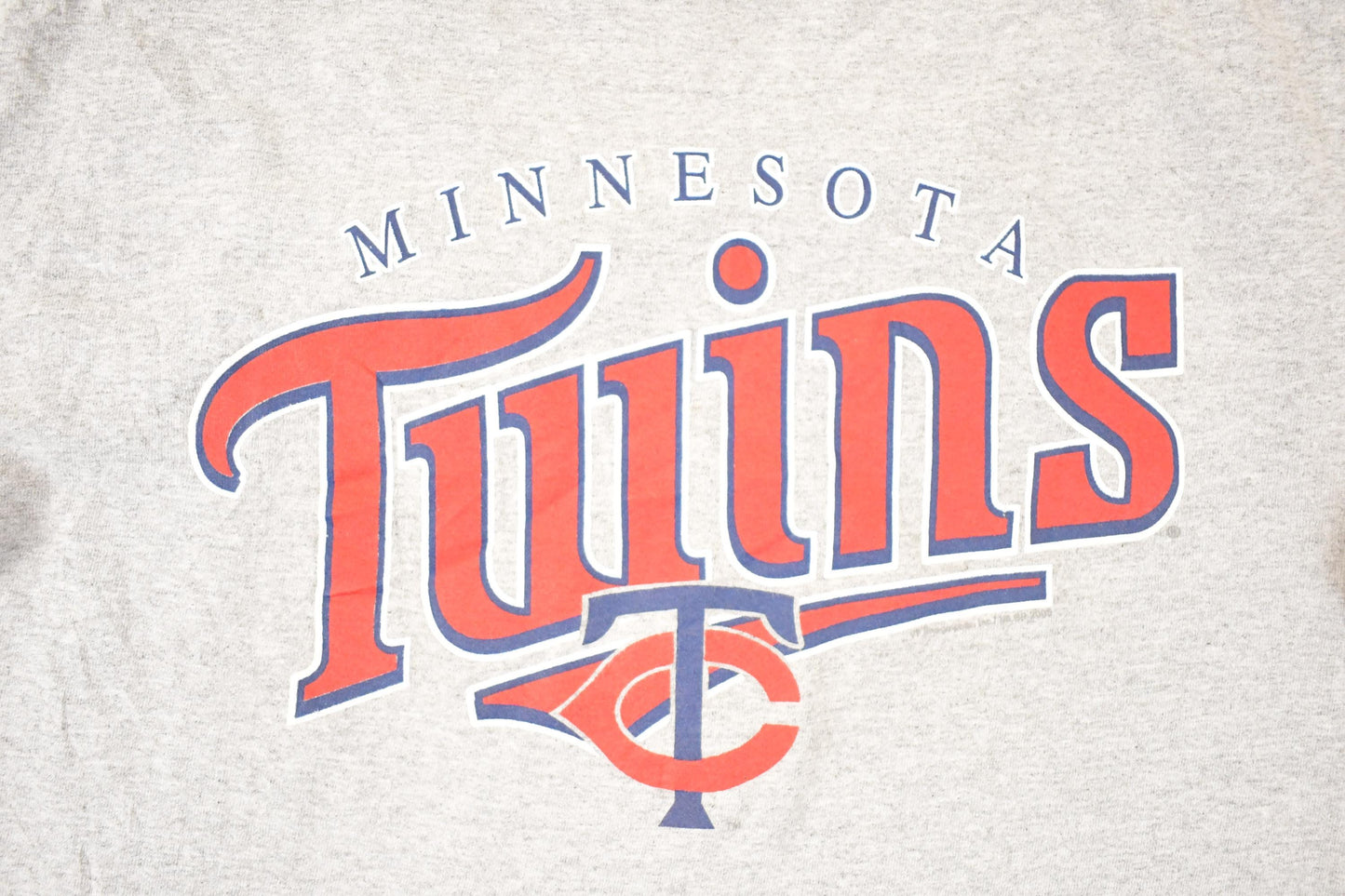 Vintage 1990s Minnesota Twins MLB T-Shirt Men's M from propervintagecanada
