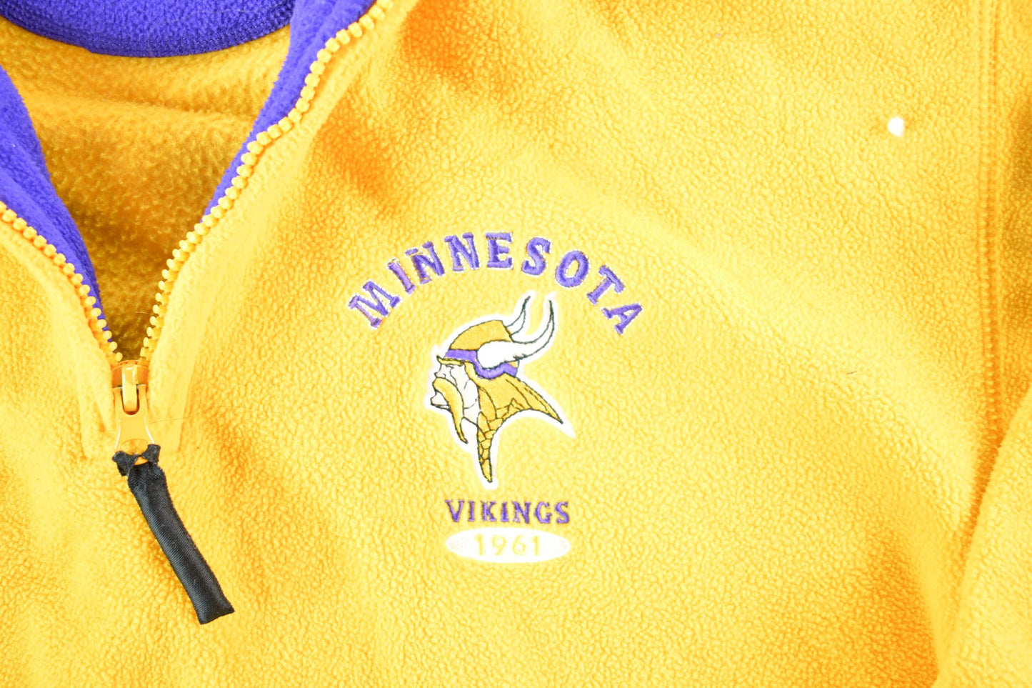 Vintage 1990s Minnesota Vikings Fleece Outdoorsman NFL Sweater Mens L from propervintagecanada
