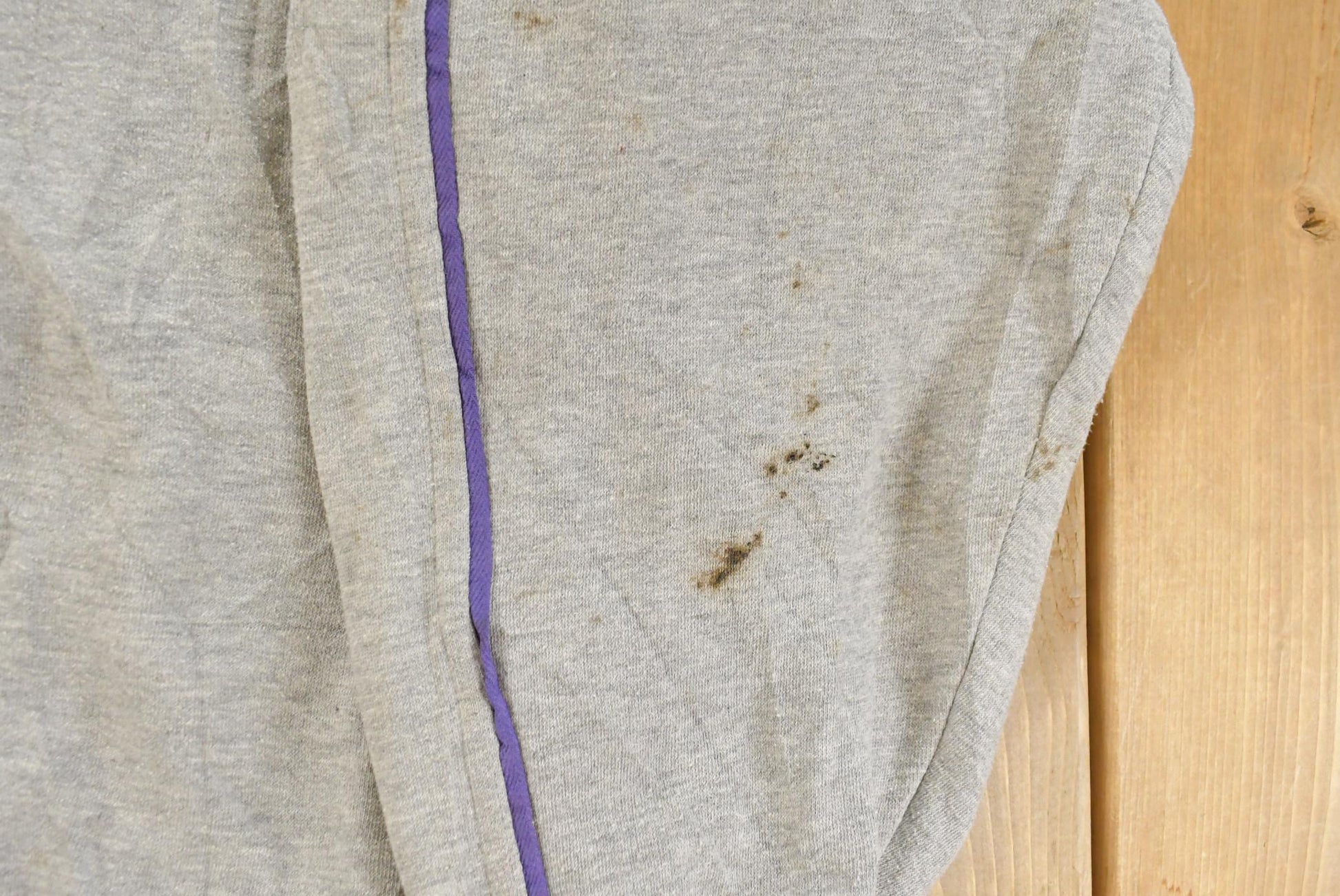 Vintage 1990s Minnesota Vikings Lee Sport NFL Hoodie Men's 2XL from propervintagecanada