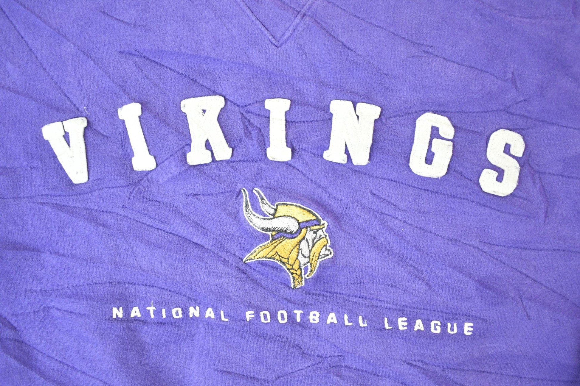 Vintage 1990s Minnesota Vikings NFL Crewneck Sweatshirt Men's Medium from propervintagecanada