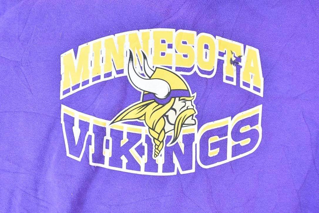 Vintage 1990s Minnesota Vikings NFL Crewneck Sweatshirt Men's XL from propervintagecanada