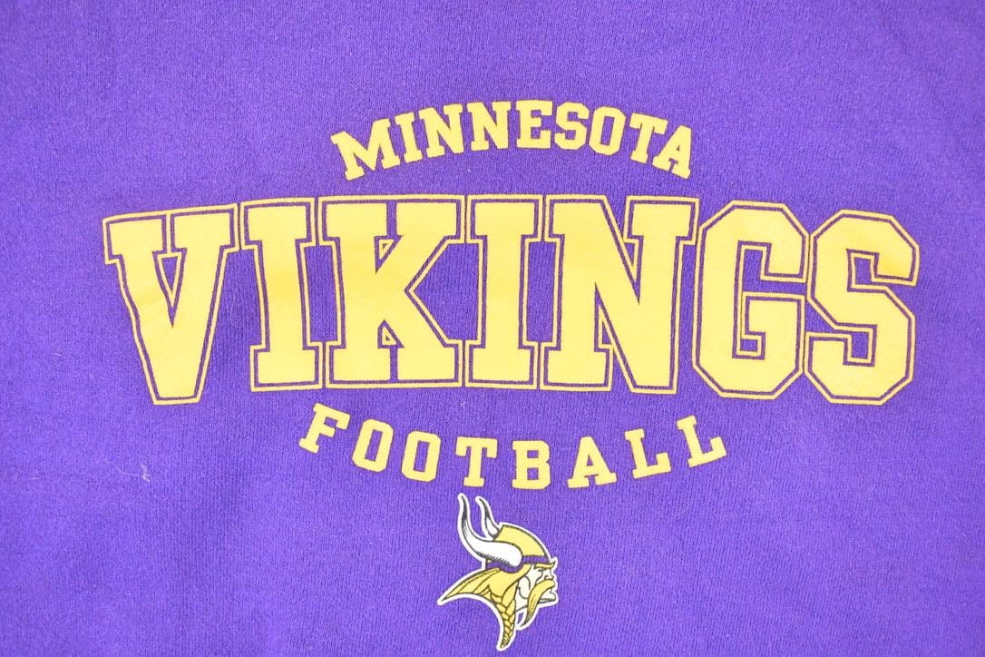 Vintage 1990s Minnesota Vikings NFL Crewneck Sweatshirt Men's XL from propervintagecanada