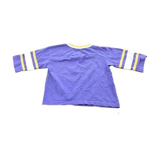 Vintage 1990s Minnesota Vikings NFL Graphic T-Shirt Youth XS from propervintagecanada