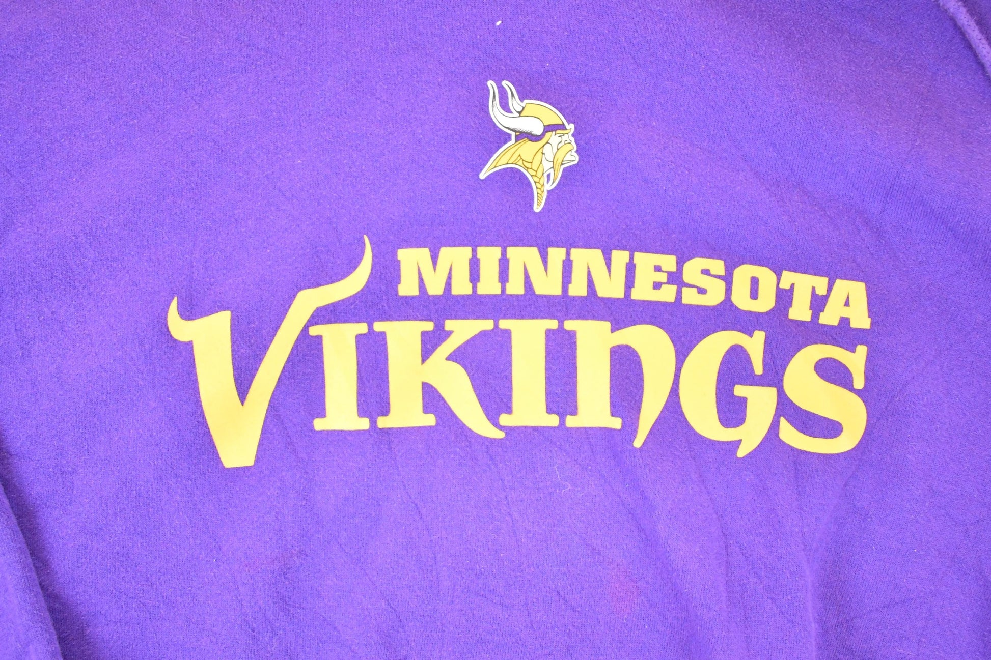 Vintage 1990s Minnesota Vikings NFL Hoodie Sweatshirt Men's XL from propervintagecanada