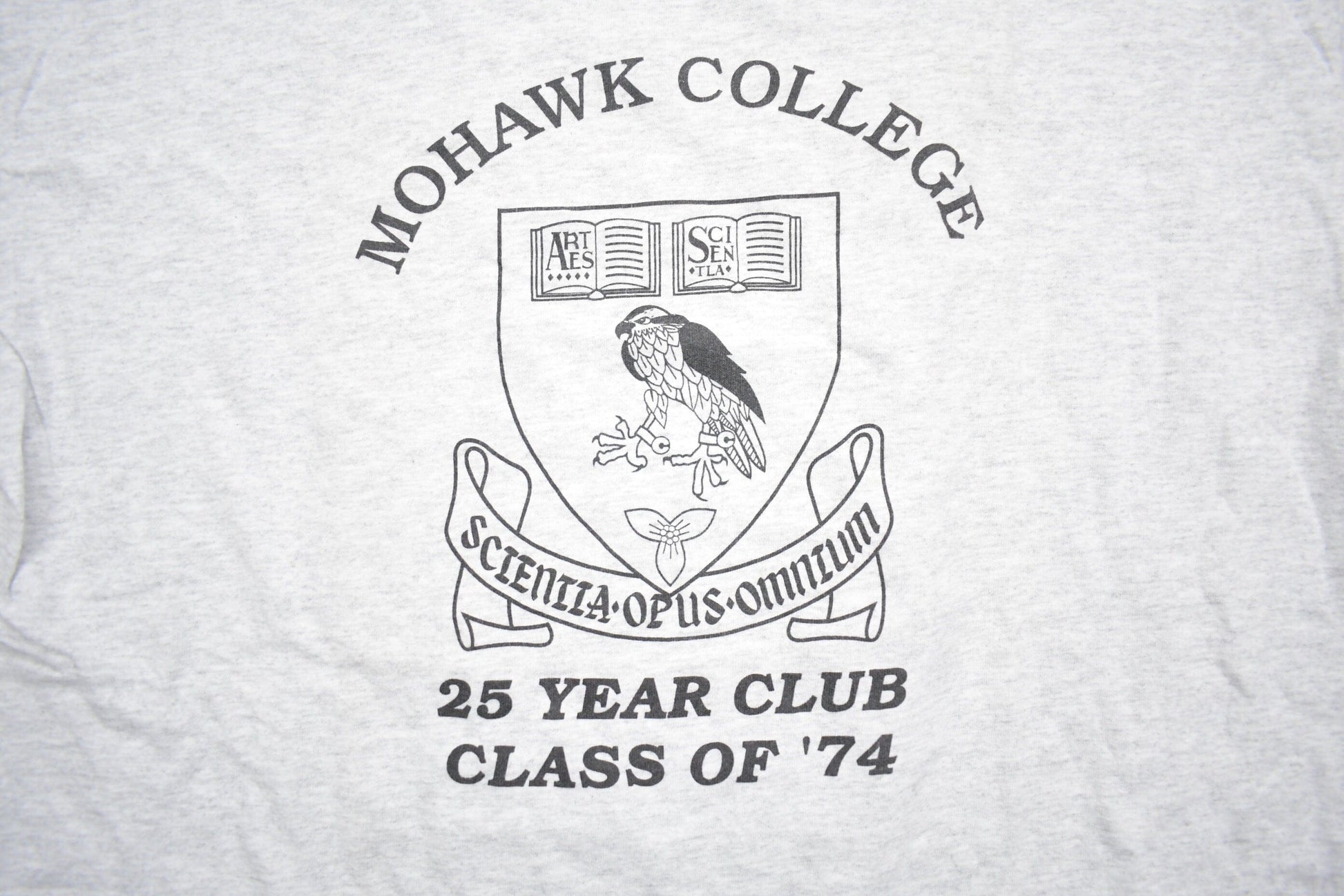 Vintage 1990s Mohawk College Collegiate T-Shirt Men's XL from propervintagecanada