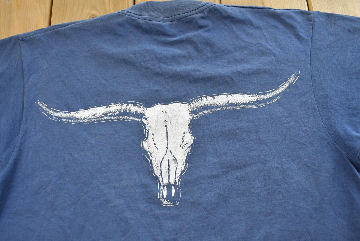 Vintage 1990s Montana Steer Skull T-Shirt Men's L from propervintagecanada