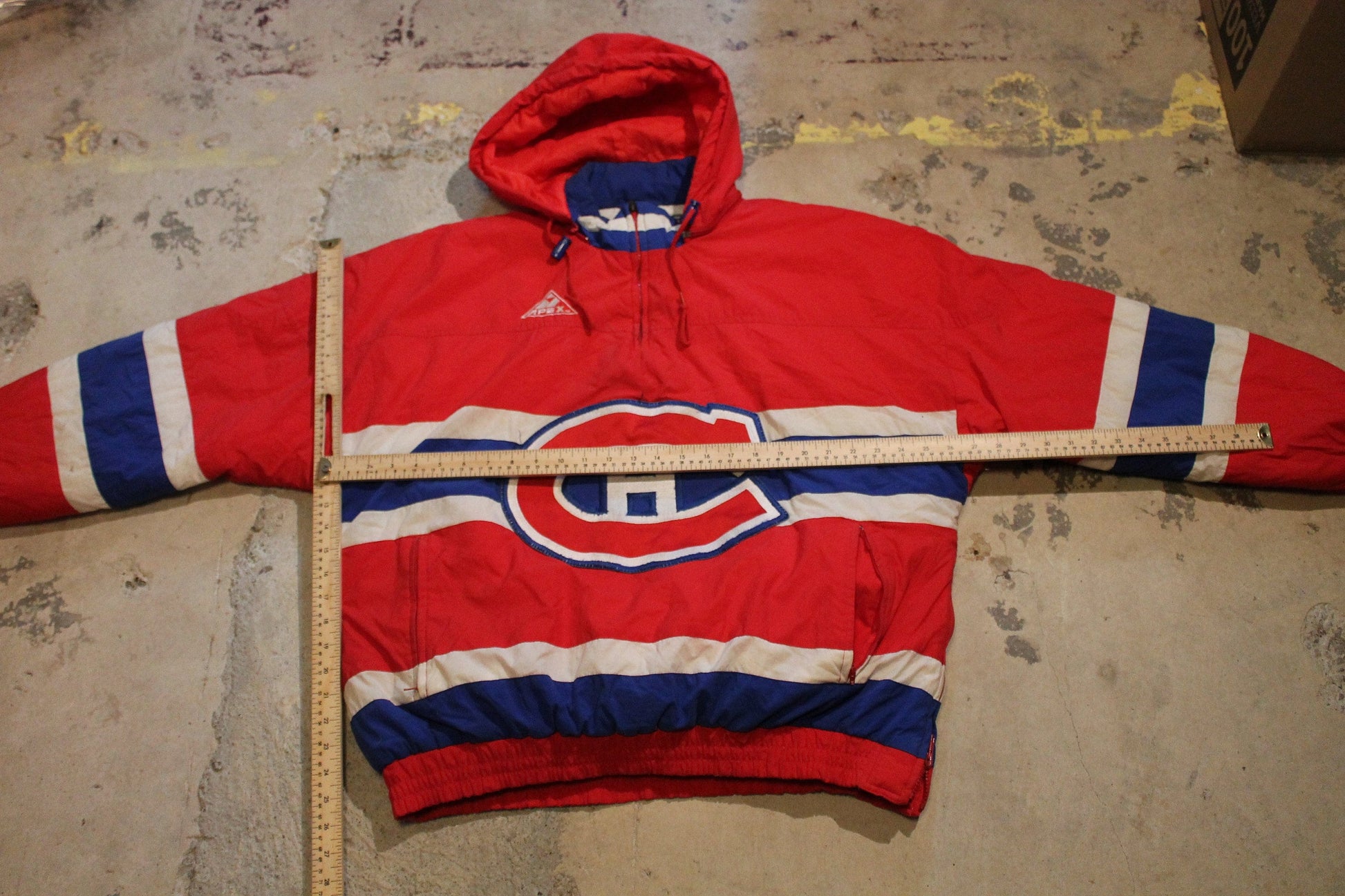 Vintage 1990s Montreal Canadiens NHL Apex One Quarter Zip Puffer Jacket Men's Large from propervintagecanada