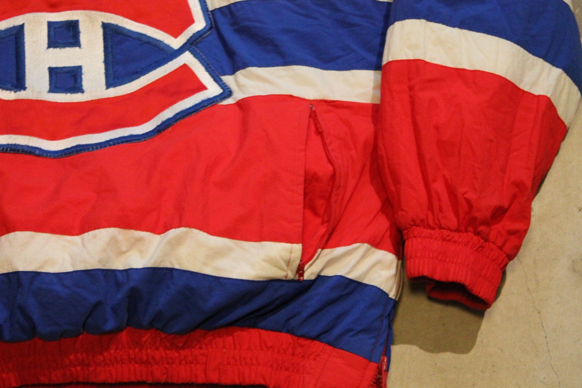 Vintage 1990s Montreal Canadiens NHL Apex One Quarter Zip Puffer Jacket Men's Large from propervintagecanada
