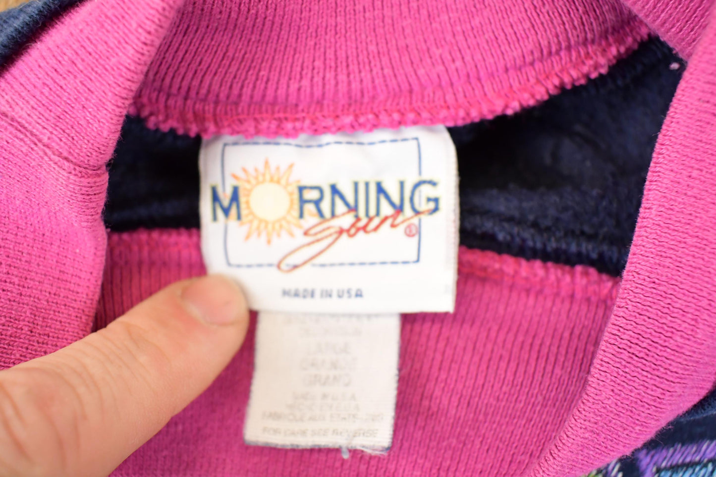 Vintage 1990s Morning Sun Cute Kite Double Collar Embroidered Crewneck Sweatshirt Women's XL from propervintagecanada