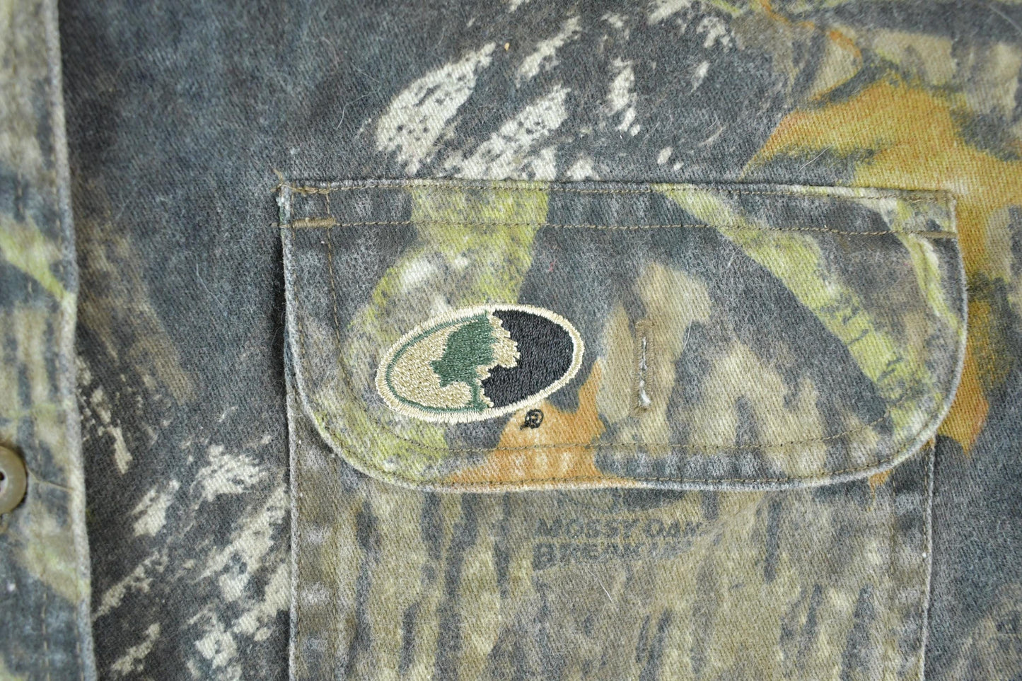 Vintage 1990s Mossy Oak Apparel Realtree Camo Button Up Shirt Women's XL from propervintagecanada