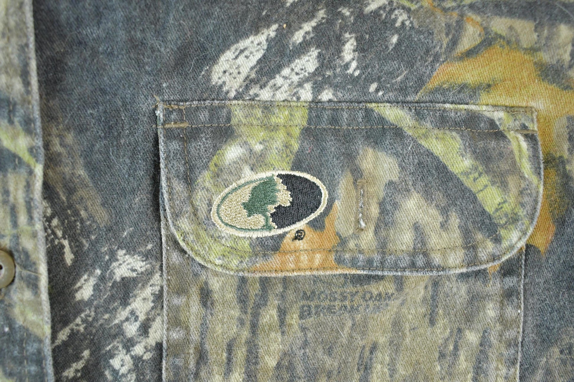 Vintage 1990s Mossy Oak Apparel Realtree Camo Button Up Shirt Women's XL from propervintagecanada