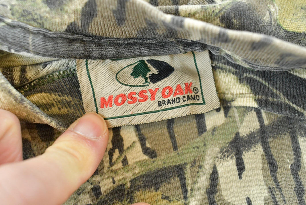 Vintage 1990s Mossy Oak Breakup Camo Long Sleeve T-Shirt Men's L from propervintagecanada