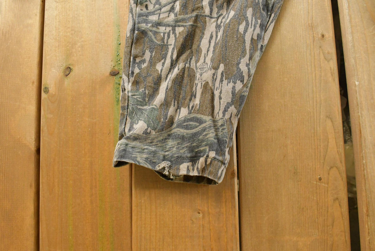 Vintage 1990s Mossy Oak Camo Cargo Pants Women's M from propervintagecanada
