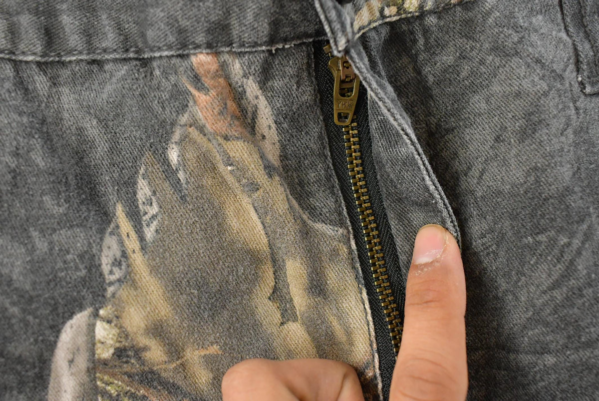 Vintage 1990s Mossy Oak Tree Camo Cargo Pants Men's 34 x 31 from propervintagecanada