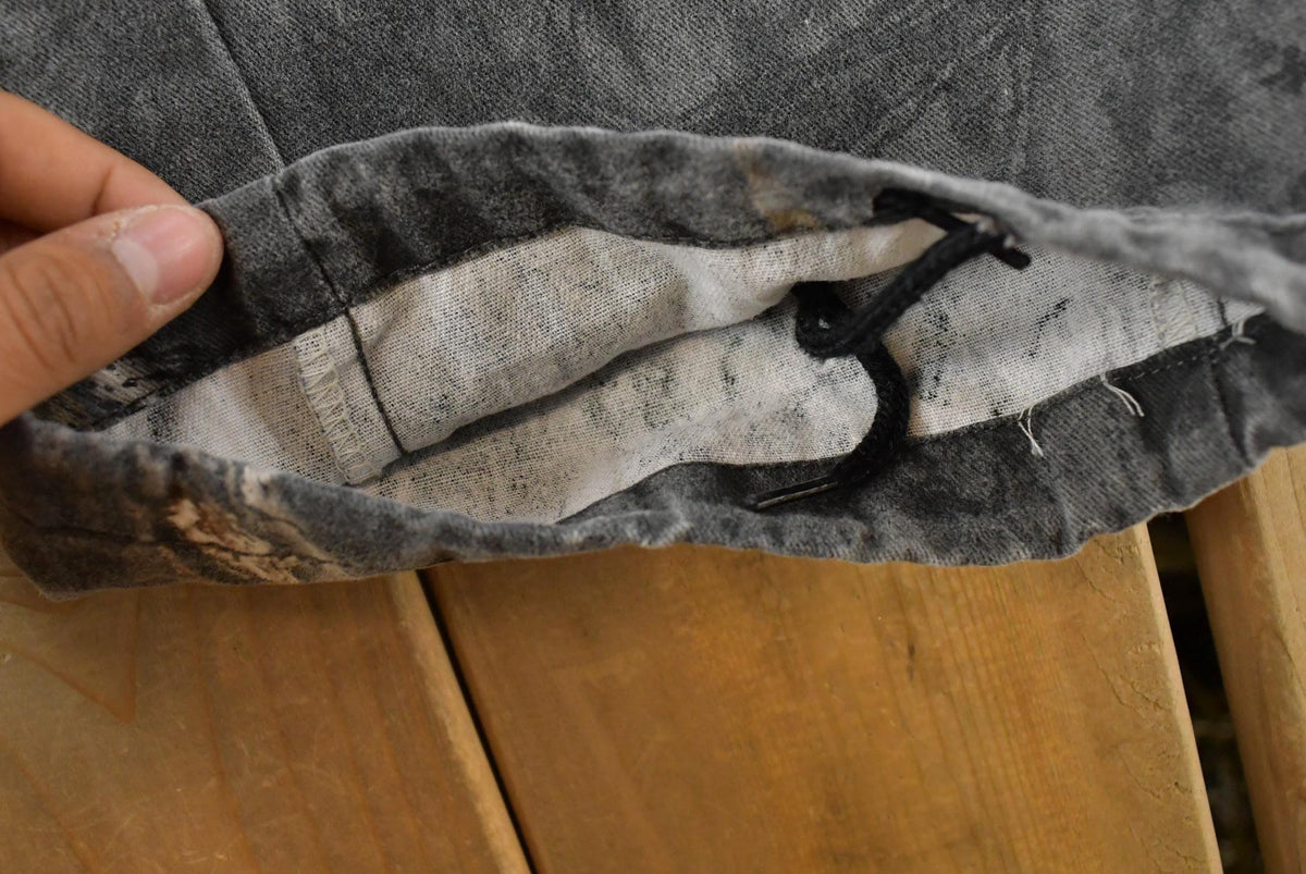 Vintage 1990s Mossy Oak Tree Camo Cargo Pants Men's 34 x 31 from propervintagecanada