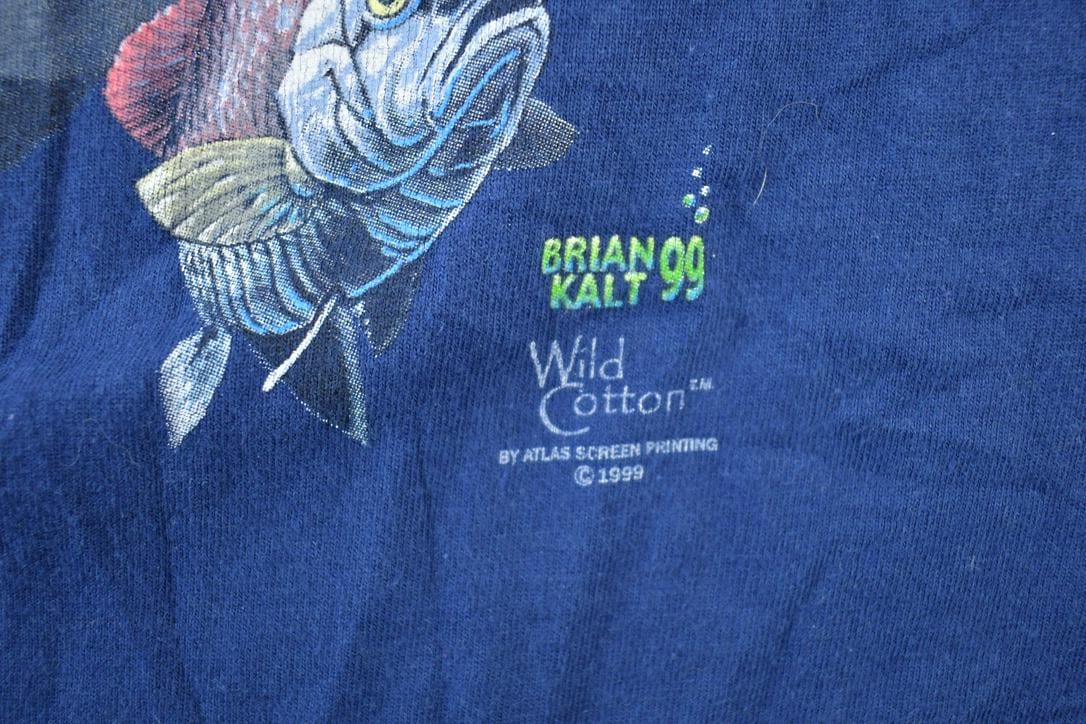 Vintage 1990s Mote Marine Lab Manatee Graphic T-Shirt Men's Large from propervintagecanada