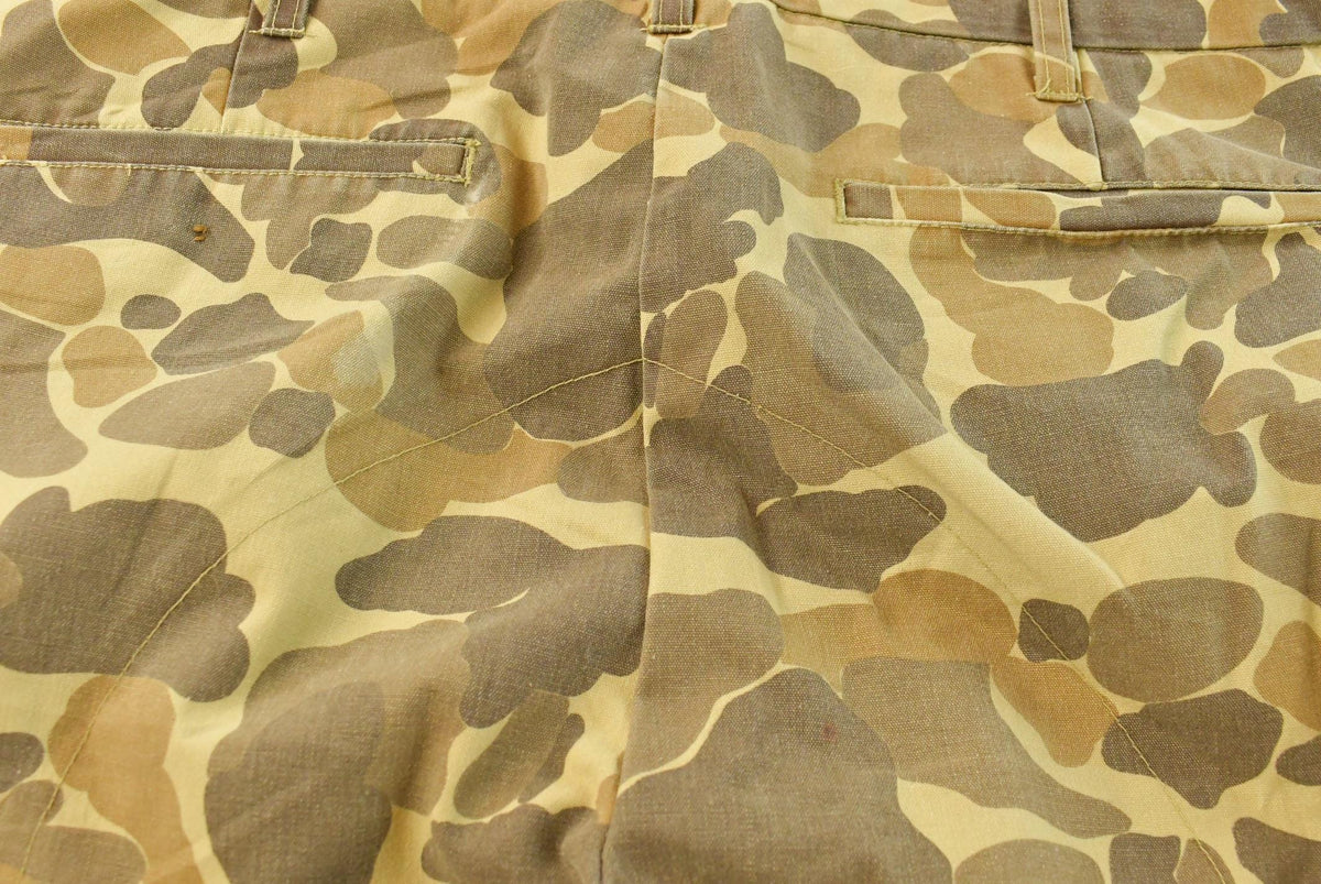 Vintage 1990s Mount'n Prairie Duck Camo Hunting Pants Men's 34 x 32 from propervintagecanada