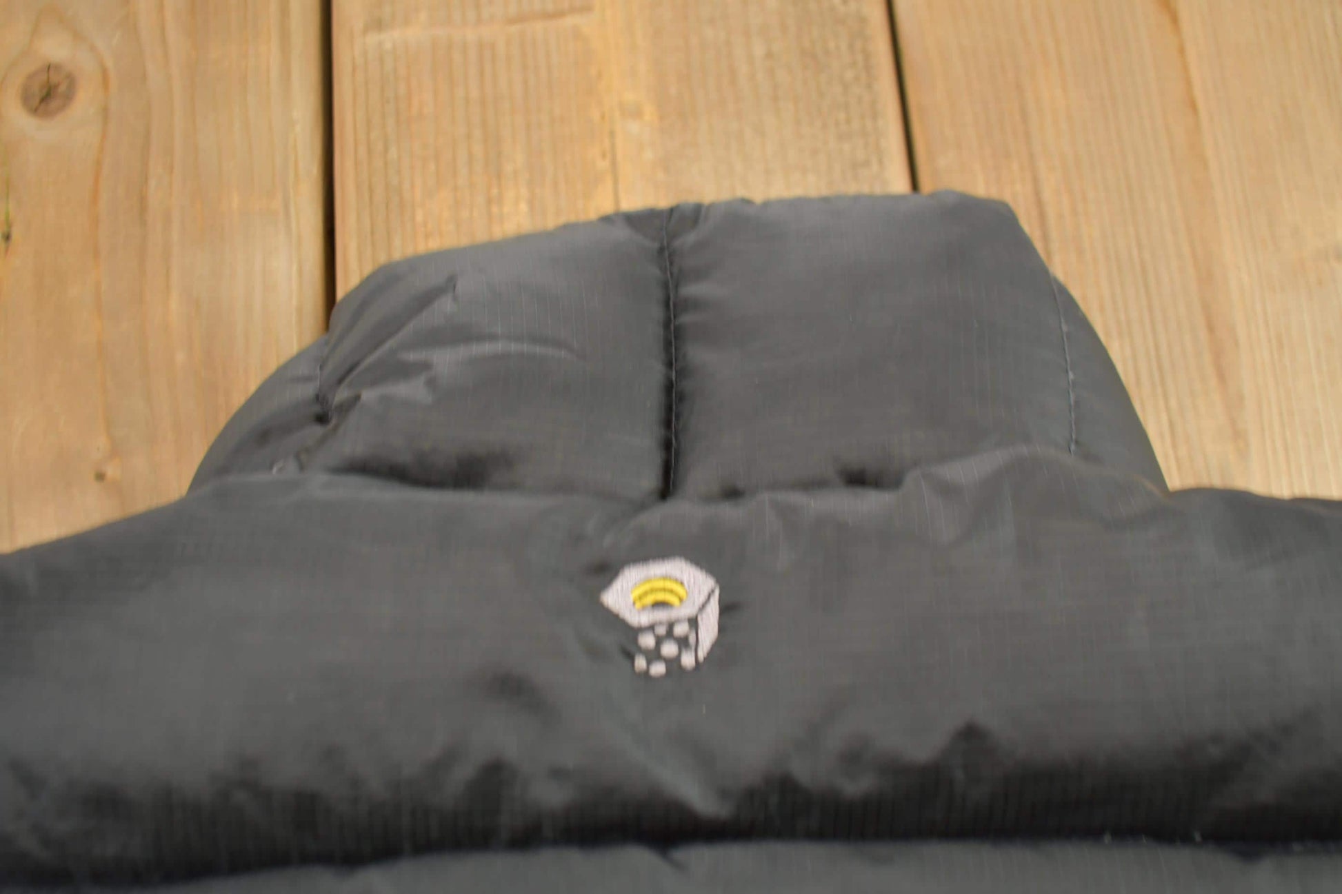 Vintage 1990s Mountain Hard Wear Quilted Puffer Jacket Men's Small from propervintagecanada
