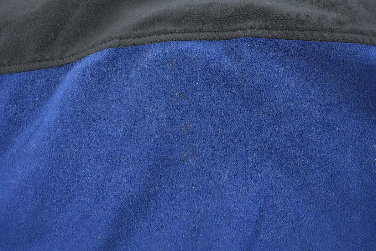 Vintage 1990s Mountain Hardware Full Zip Fleece Sweatshirt Men's S from propervintagecanada