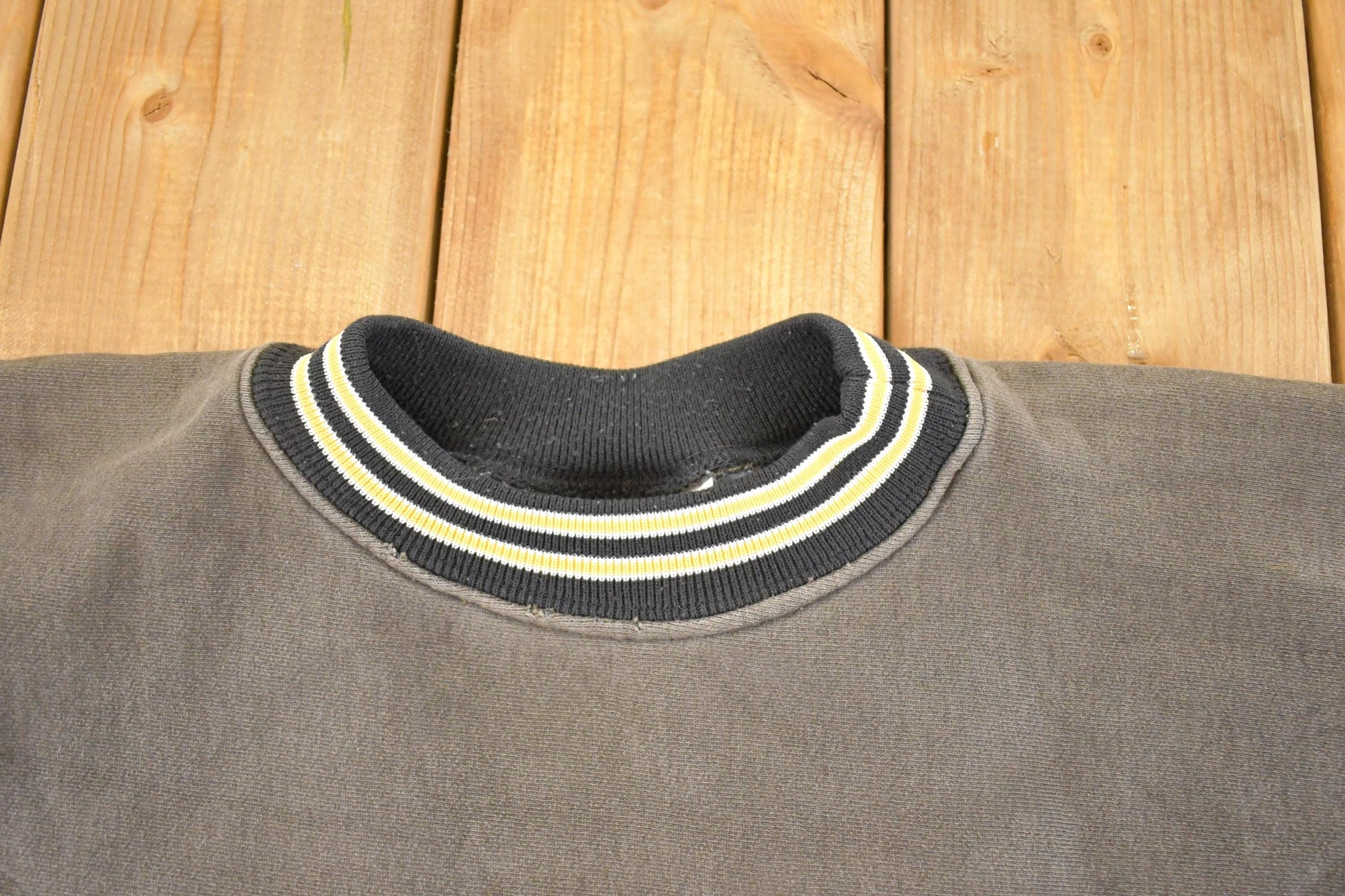 Vintage 1990s Mt Spokane Knitting Mills Iowa Crewneck Sweatshirt Men's XL from propervintagecanada