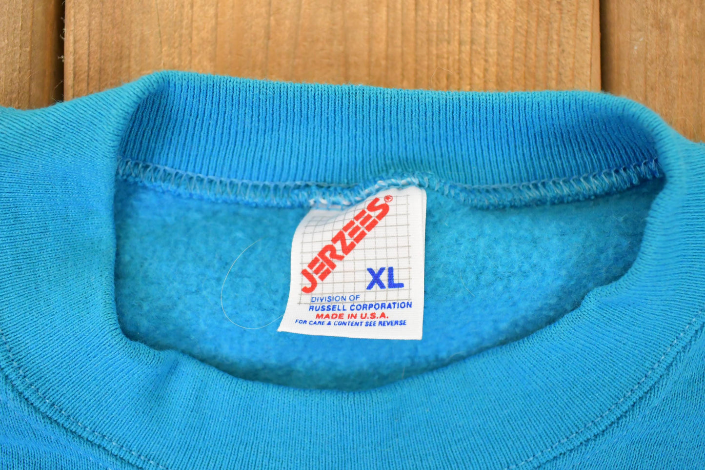 Vintage 1990s Music It's Worth it Graphic Print Crewneck Sweatshirt Men's L from propervintagecanada