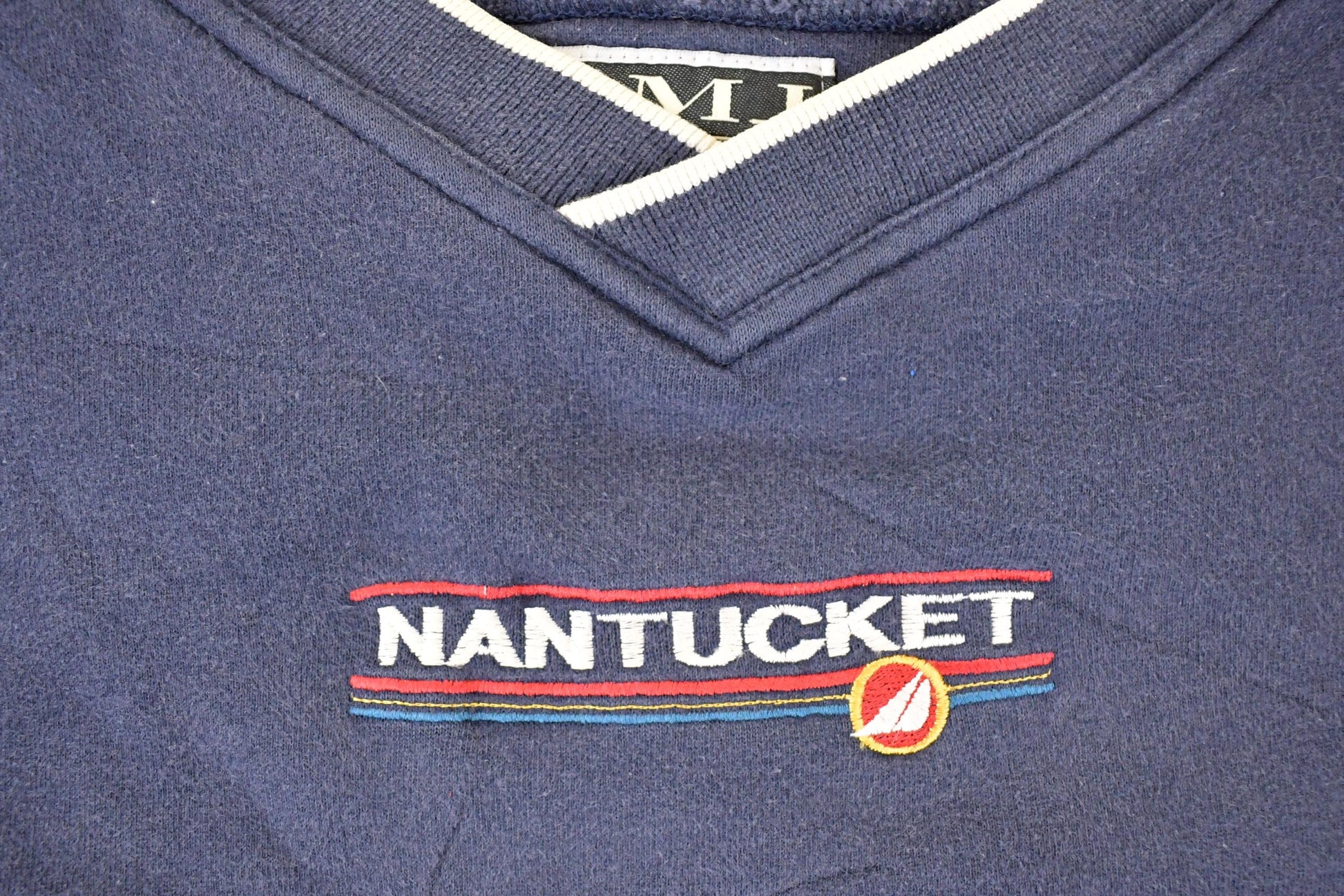 Vintage 1990s Nantucket Embroidered V Neck Sweatshirt Men's L from propervintagecanada