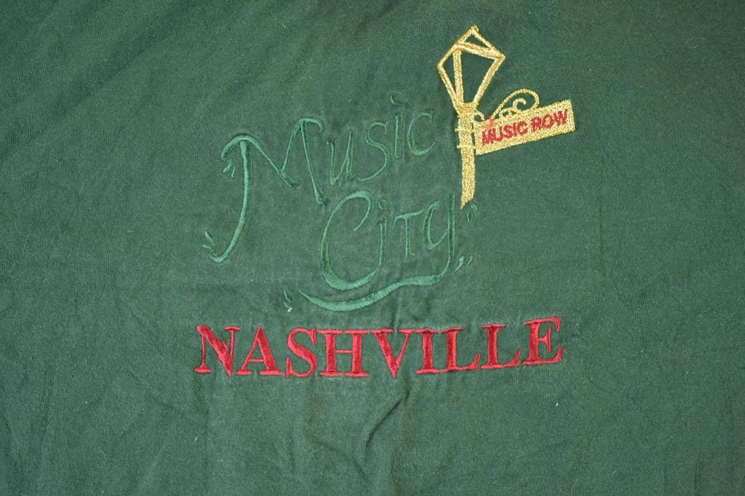 Vintage 1990s Nashville Music City Souvenir Single Stitch Graphic Print T-Shirt Men's 2XL from propervintagecanada