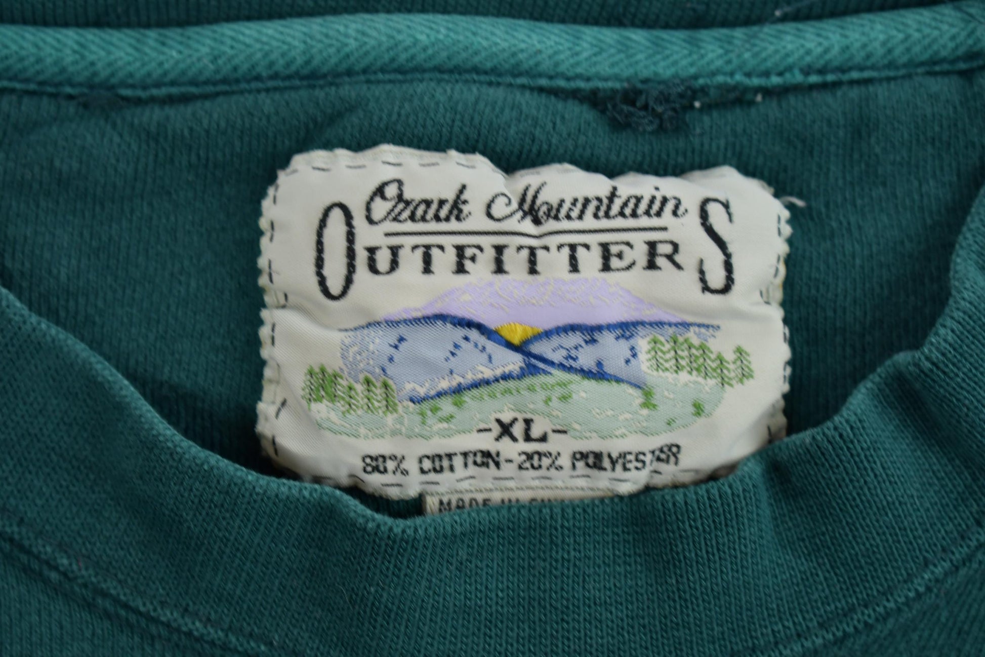 Vintage 1990s National Sportsmen Crewneck Sweatshirt Men's XL from propervintagecanada