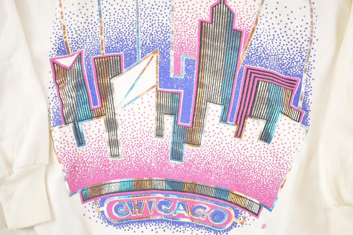 Vintage 1990s Neon Chicago Souvenir Crewneck Sweatshirt Men's L from propervintagecanada