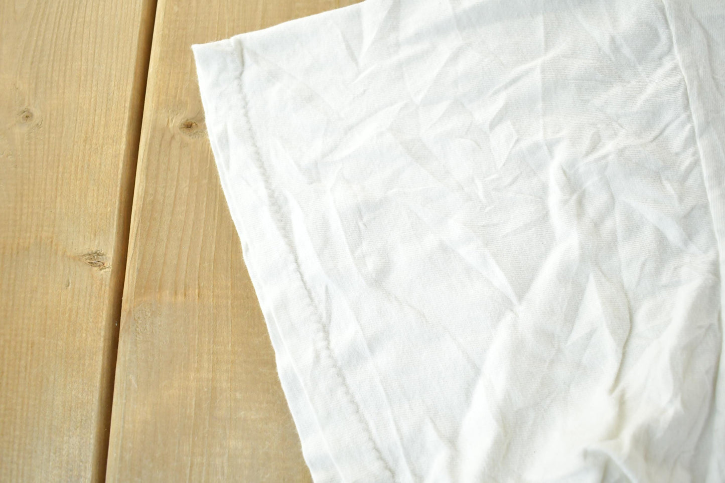 Vintage 1990s Nest SDK Tech Graphic T-Shirt Men's XL from propervintagecanada