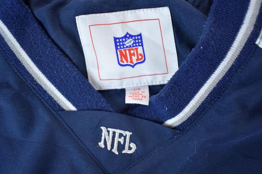 Vintage 1990s New England Patriots NFL Crewneck pullover Windbreaker Sweatshirt Men's Large from propervintagecanada