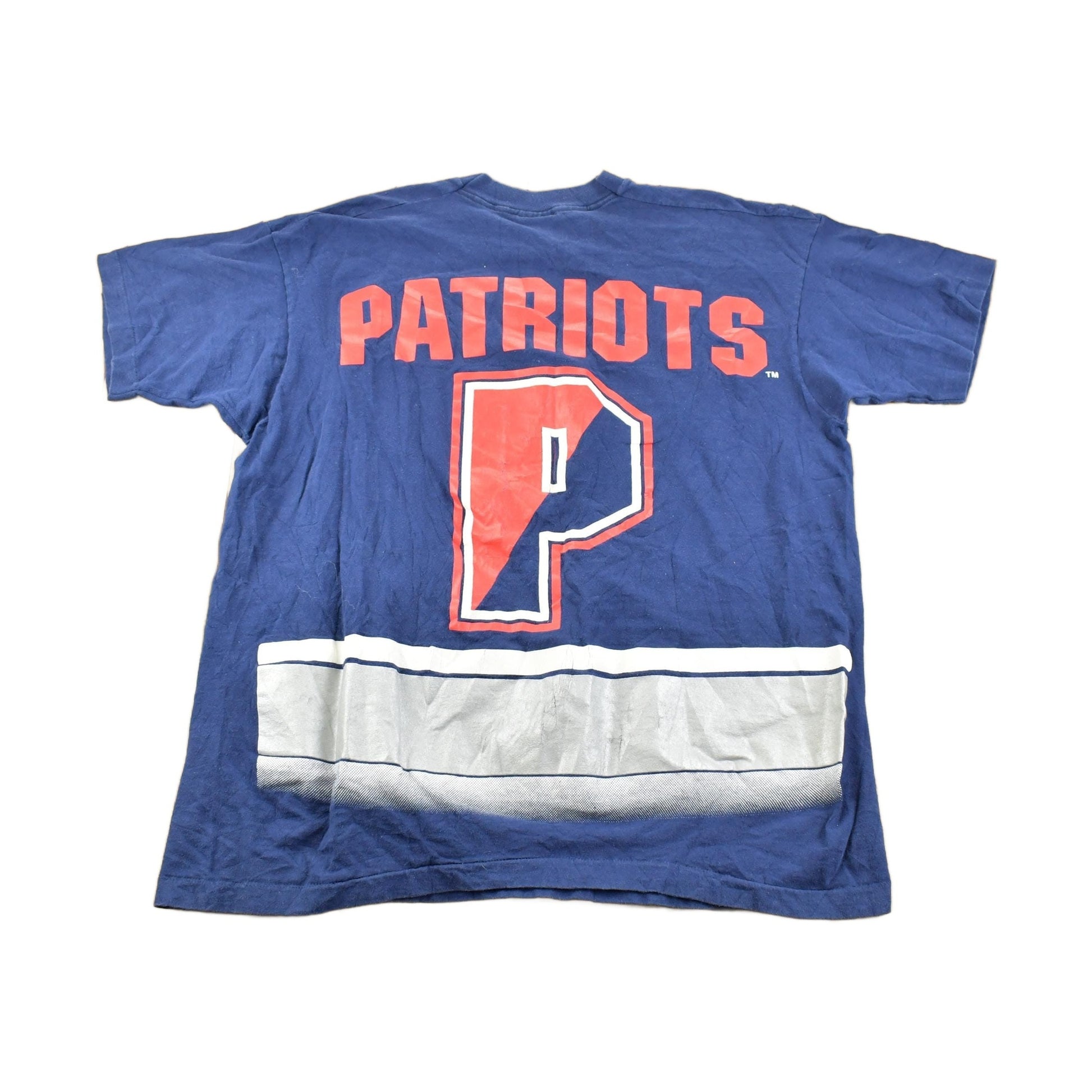 Vintage 1990s New England Patriots NFL Graphic T-Shirt/ Made In USA / Single Stitch / NFL / 90s Streetwear / Sportswear from propervintagecanada