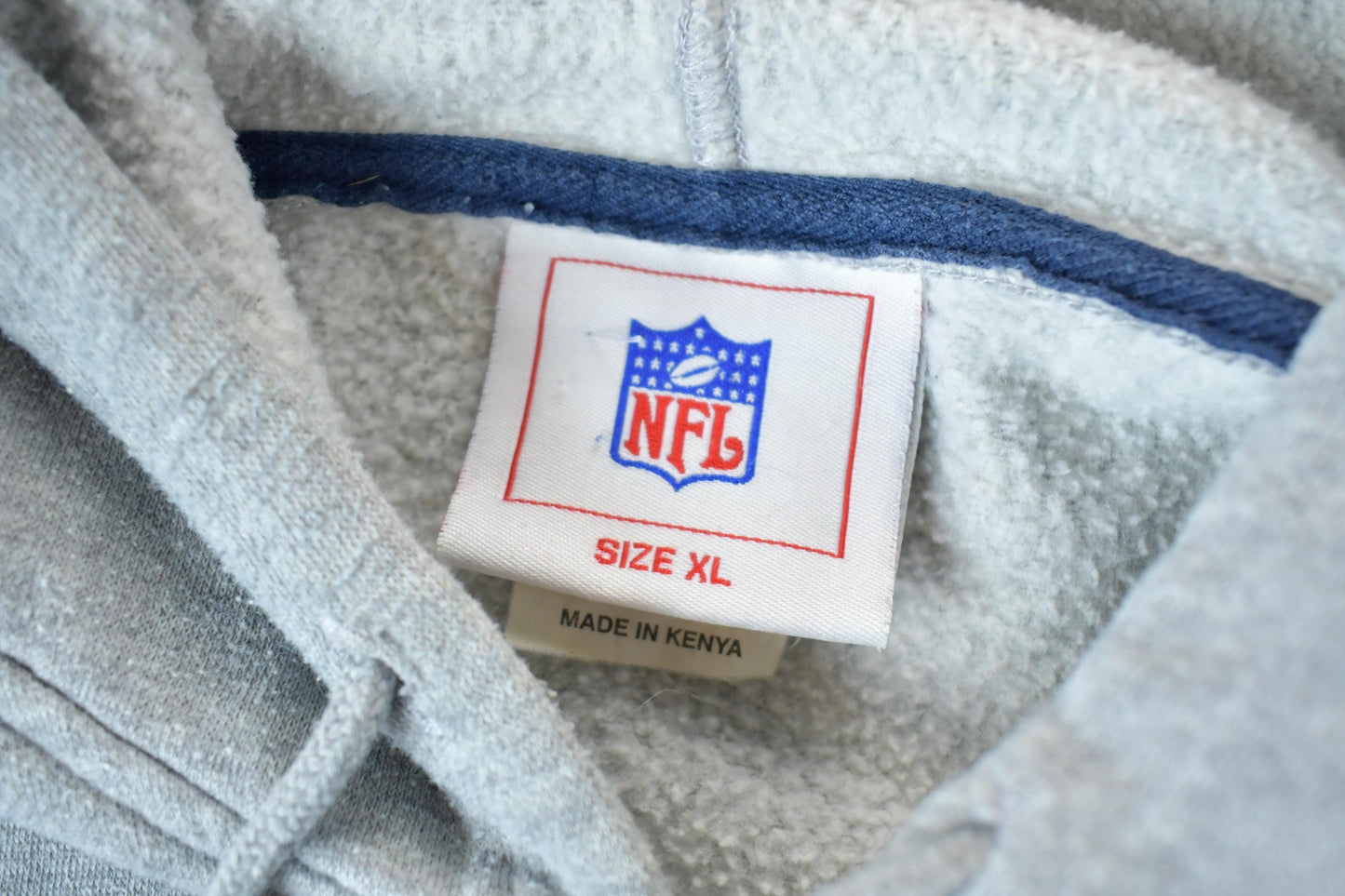 Vintage 1990s New England Patriots NFL Hoodie Sweatshirt Men's XL from propervintagecanada