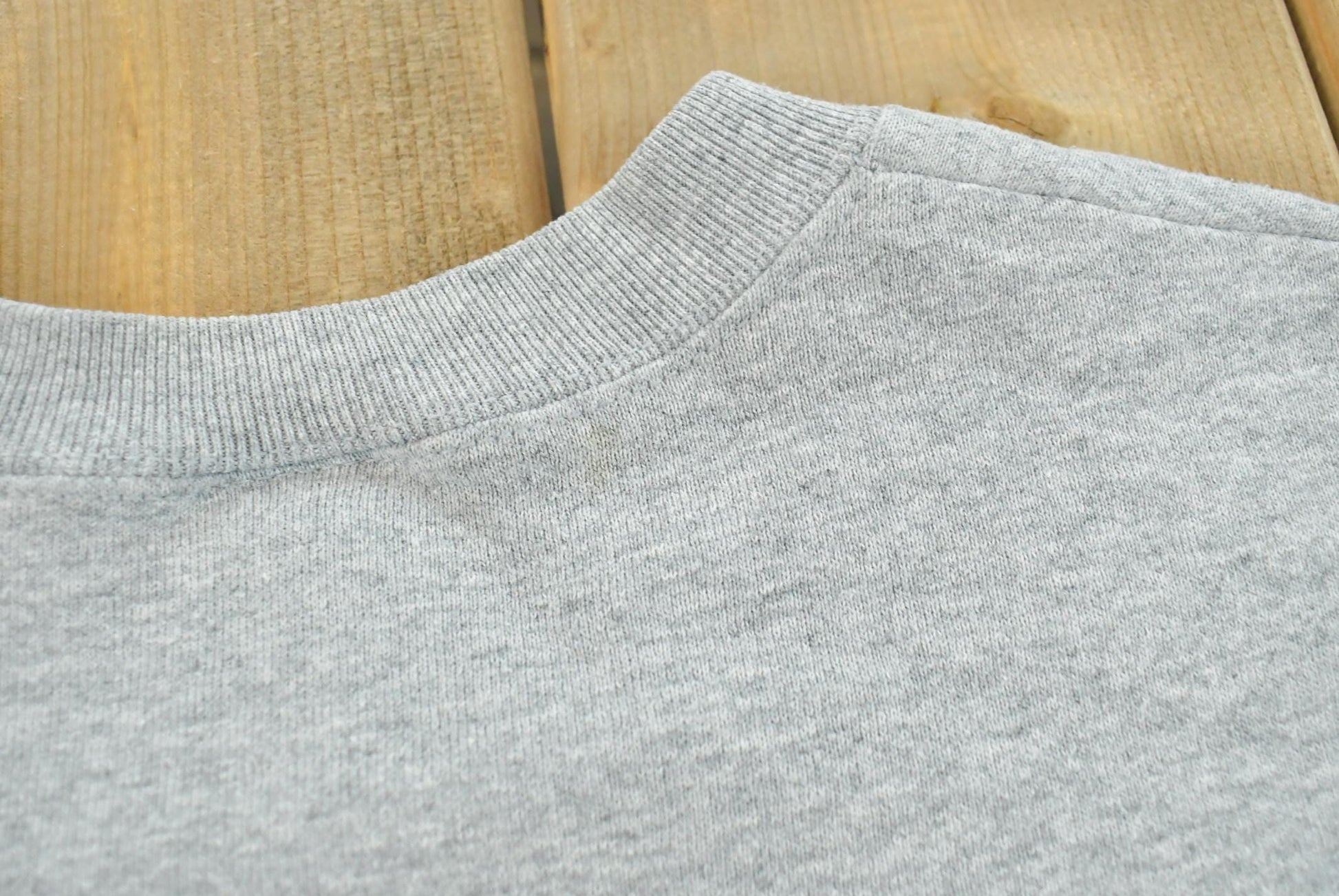 Vintage 1990s New York City Crewneck Sweatshirt Mens L from propervintagecanada