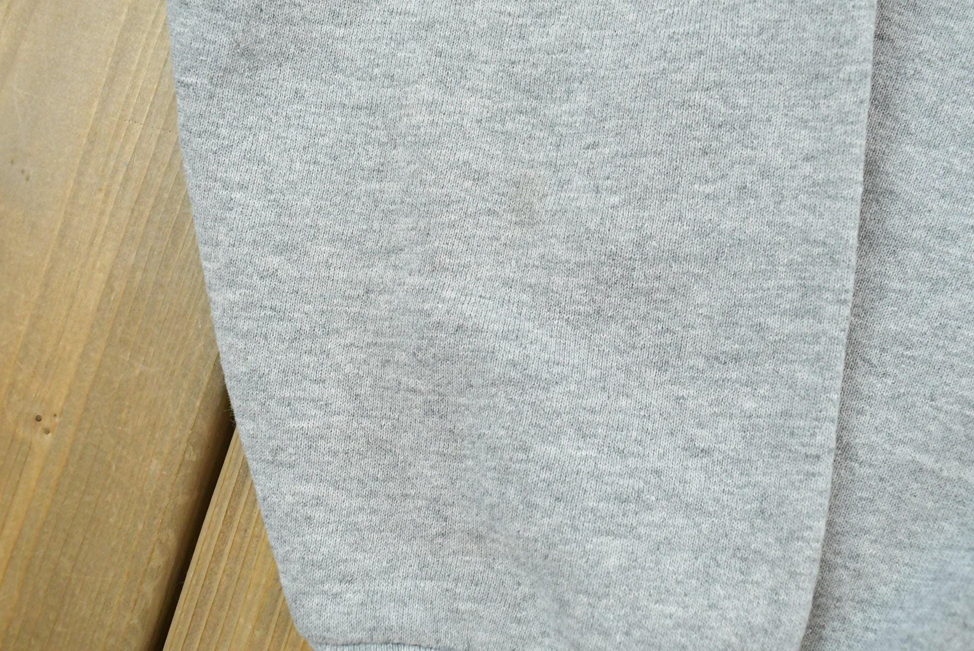 Vintage 1990s New York City Crewneck Sweatshirt Mens L from propervintagecanada