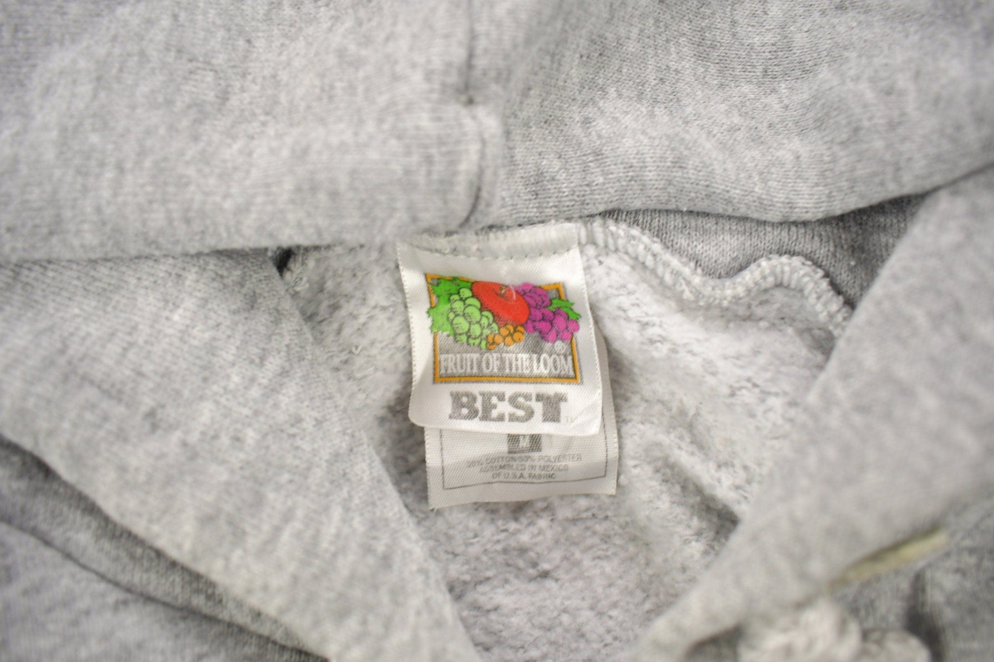 Vintage 1990s New York City Embroidered Hoodie from propervintagecanada