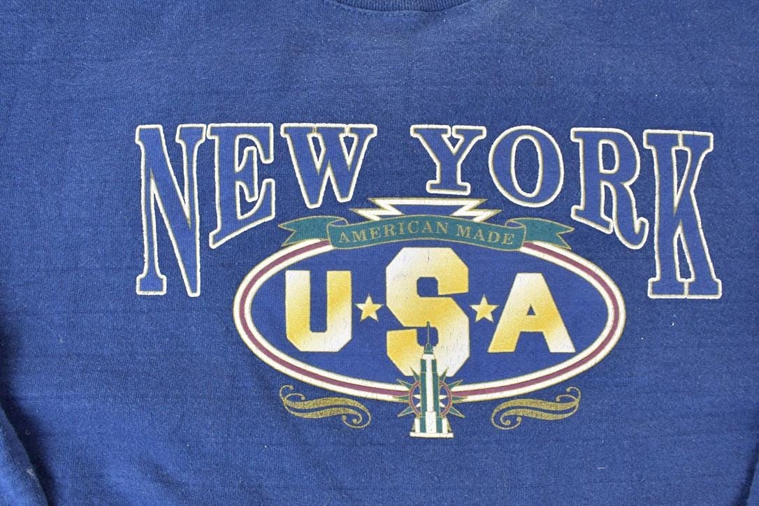 Vintage 1990s New York City USA Souvenir Crewneck Sweatshirt Men's XL from propervintagecanada