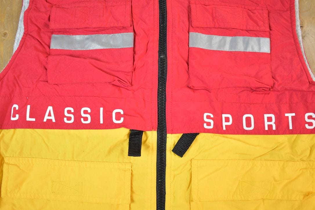 Vintage 1990s New York Classics Sports Sailing Windbreaker Jacket Vest from propervintagecanada