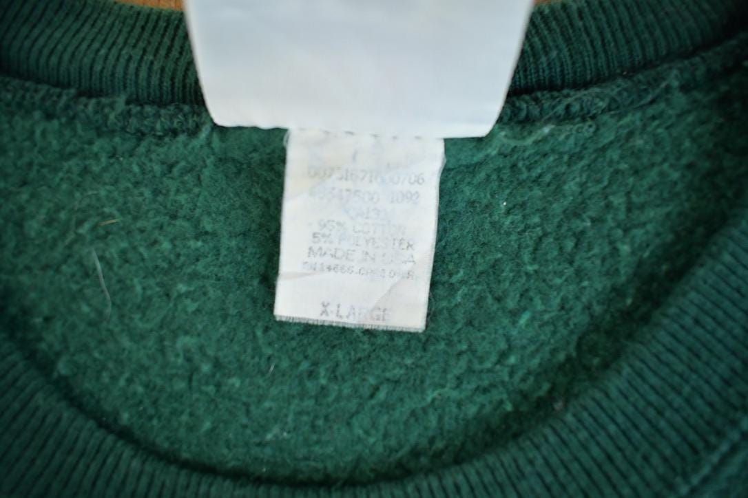 Vintage 1990s New York College of Osteopathic Medicine Crewneck Men's XL from propervintagecanada