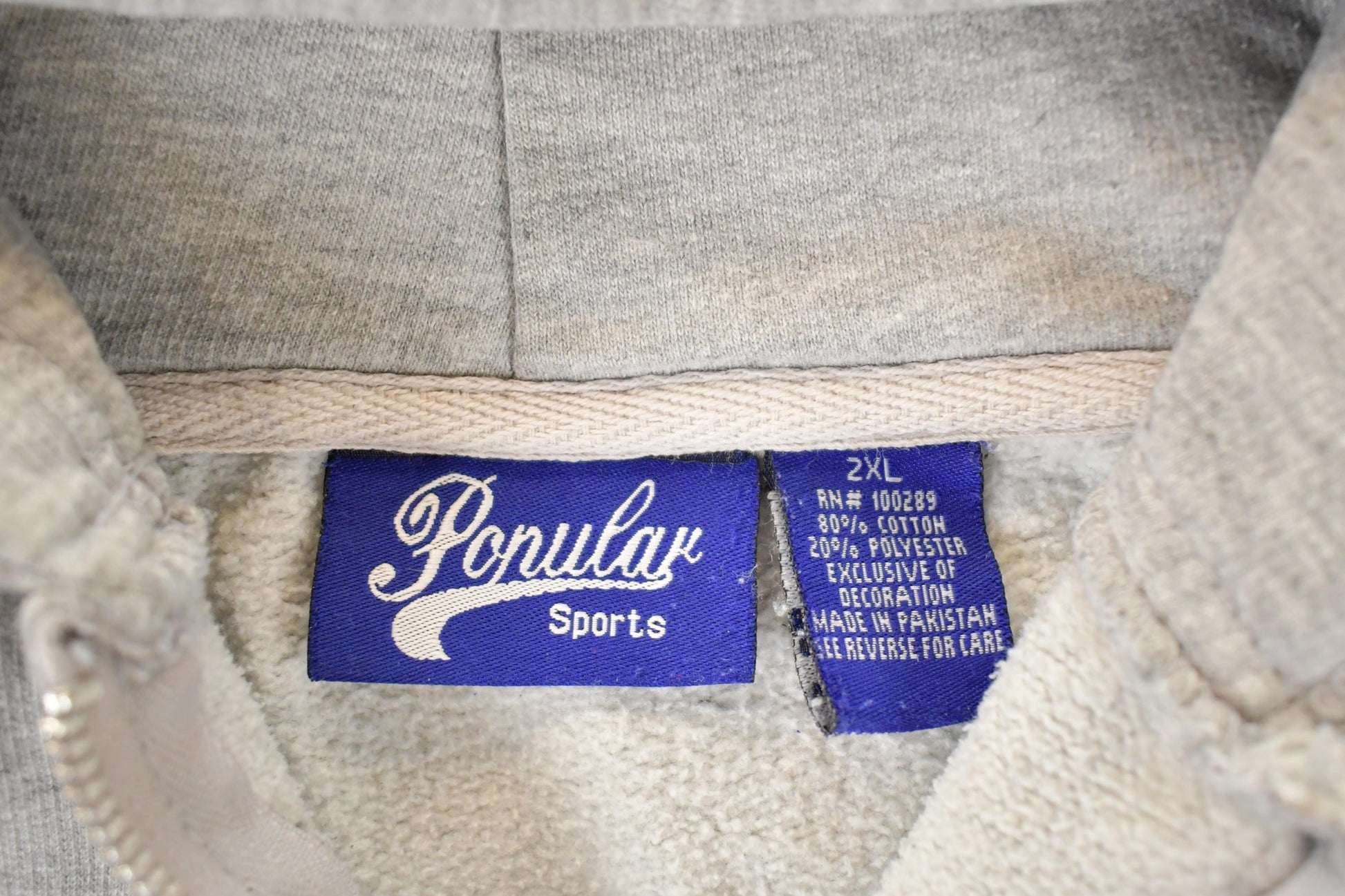 Vintage 1990s New York Embroidered Zip Up Hoodie Sweatshirt Men's XL from propervintagecanada
