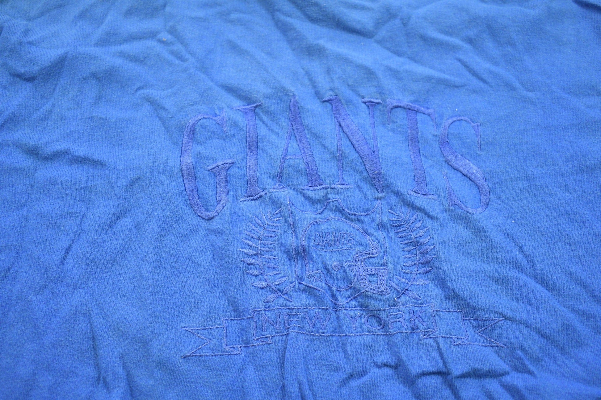 Vintage 1990s New York Giants NFL Logo7 Long Sleeved T-Shirt / Graphic / 80s / 90s / Streetwear / Retro Style / Single Stitch / Made In USA from propervintagecanada