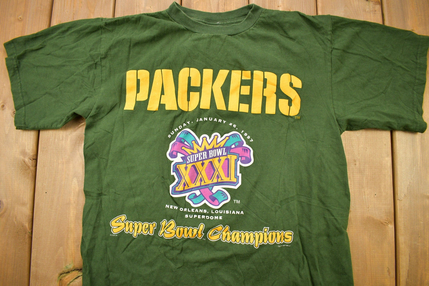 Vintage 1990s NFL Graphic T-Shirt/ Made In USA / Single Stitch / NFL / 90s Streetwear / Sportswear from propervintagecanada