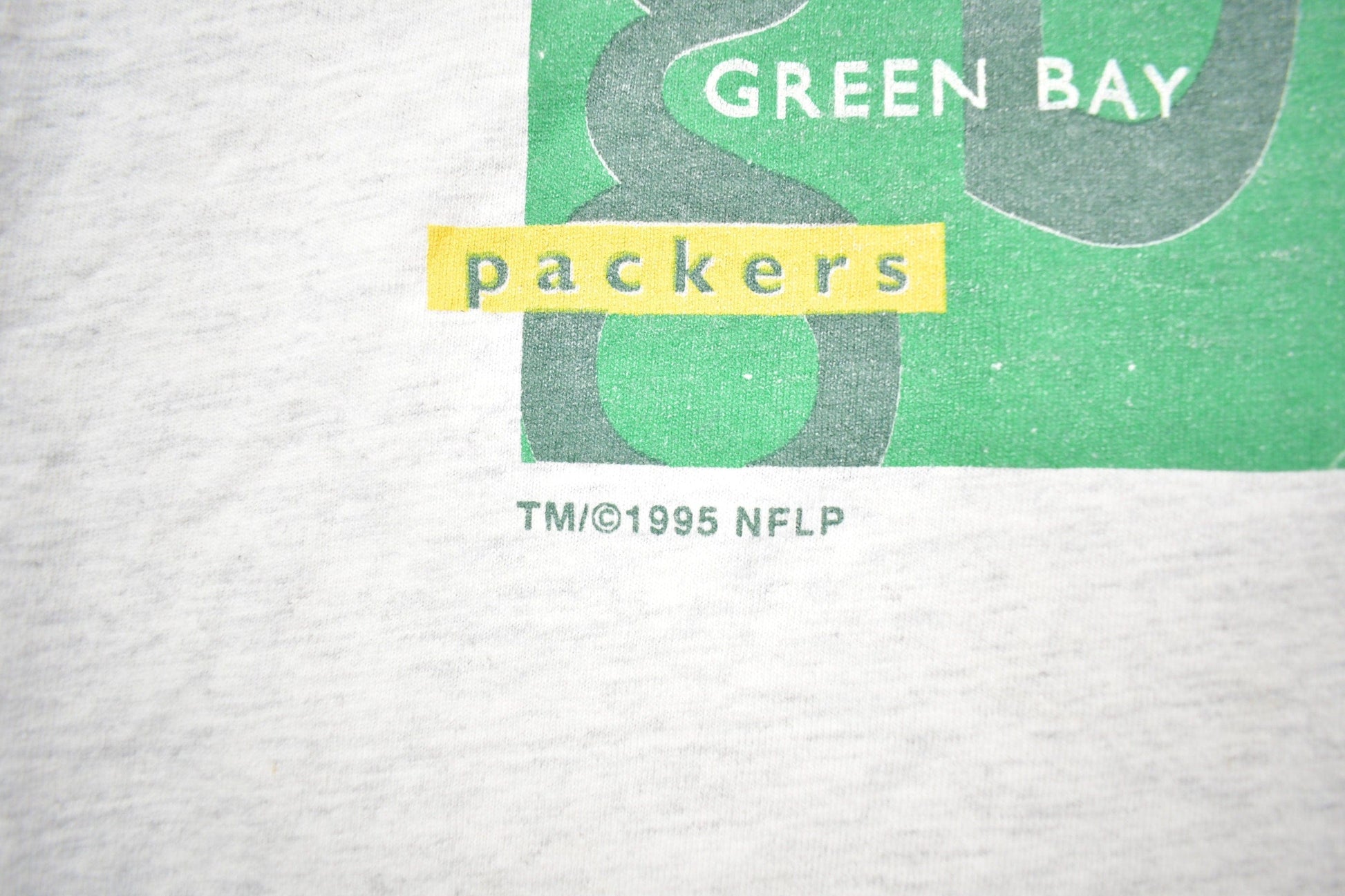 Vintage 1990s NFL Green Bay Packers Graphic T-Shirt Men's XL from propervintagecanada