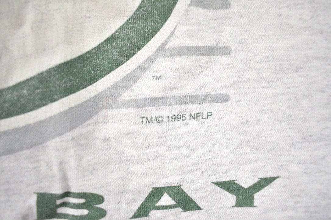 Vintage 1990s NFL Green Bay Packers T-Shirt Men's XL from propervintagecanada