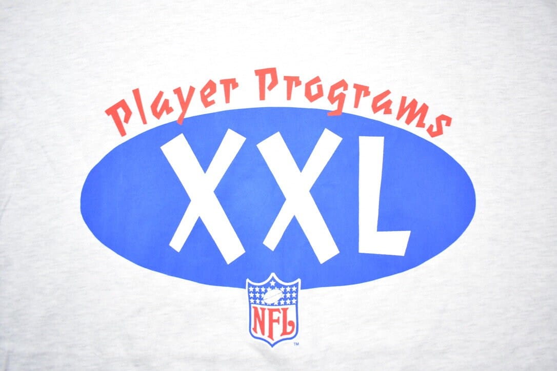 Vintage 1990s NFL Hanes Player Programs Graphic T-Shirt Men's 2XL from propervintagecanada