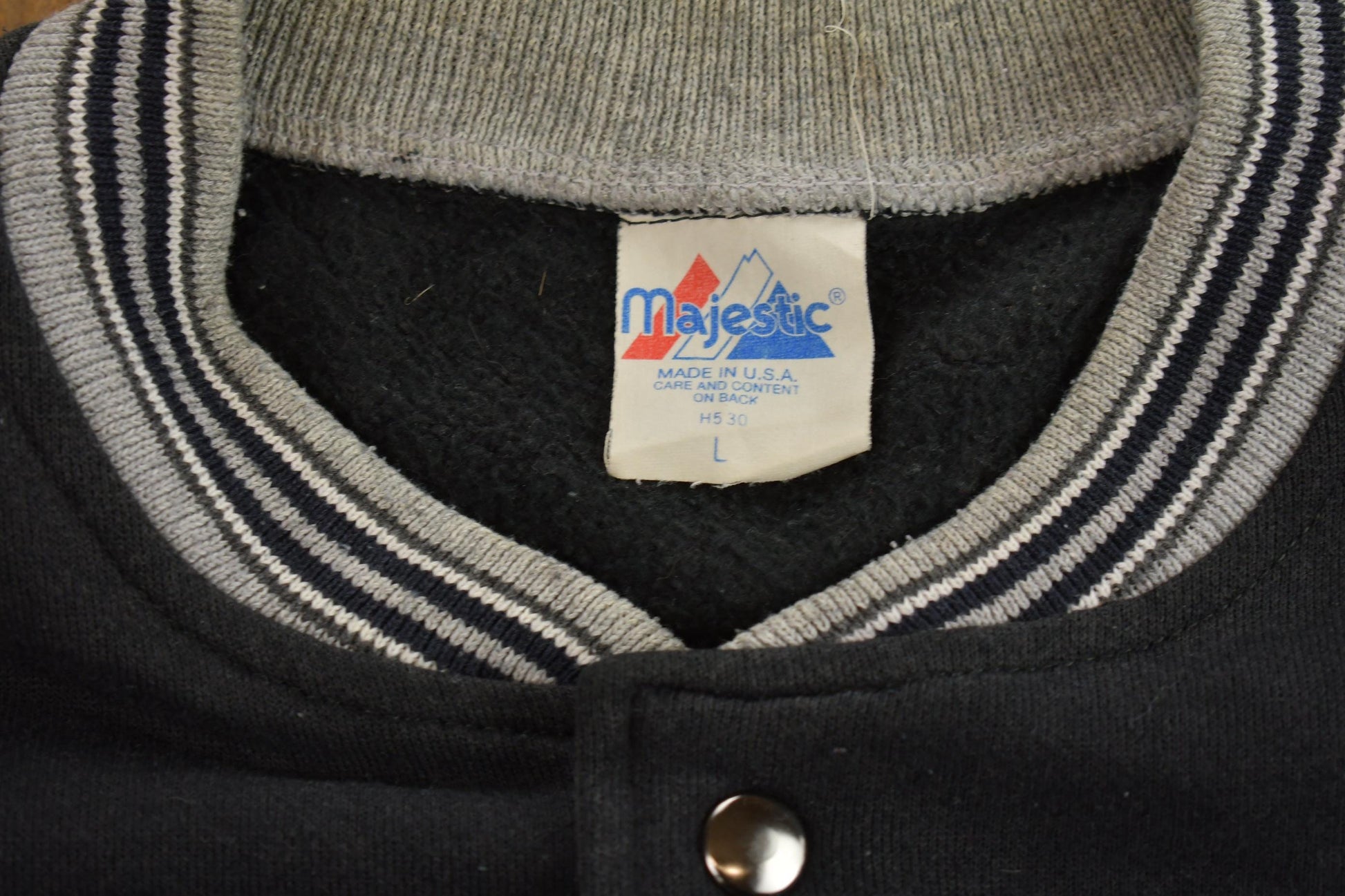 Vintage 1990s NFL JETS majestic Football Crewneck Sweatshirt Men's Large from propervintagecanada