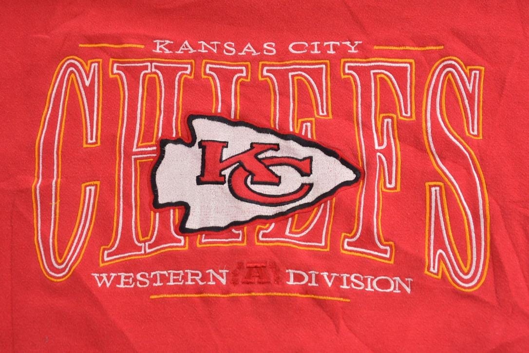 Vintage 1990s NFL Kansas City Chiefs Starter Crewneck Sweatshirt / Football / Sportswear / Americana from propervintagecanada